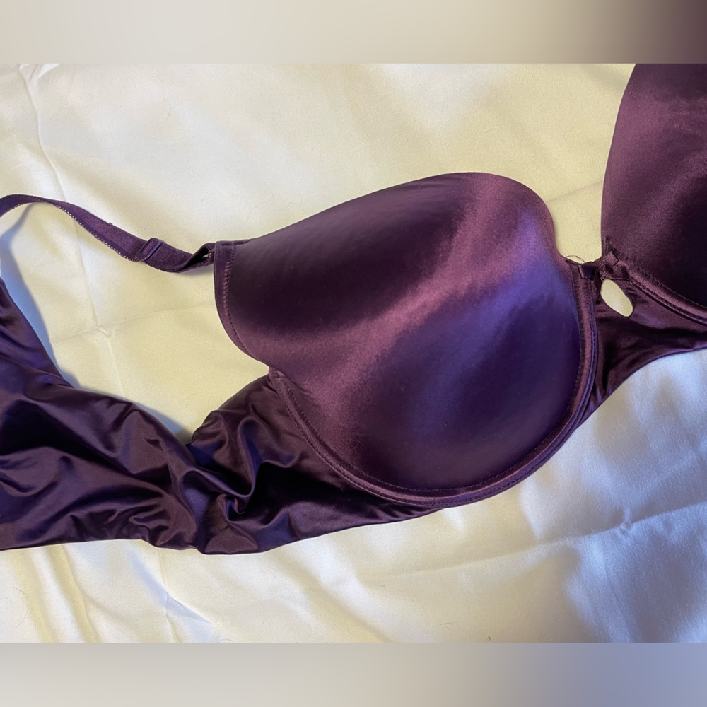 Torrid Curve 360 Smoothing Bra 42C Purple
